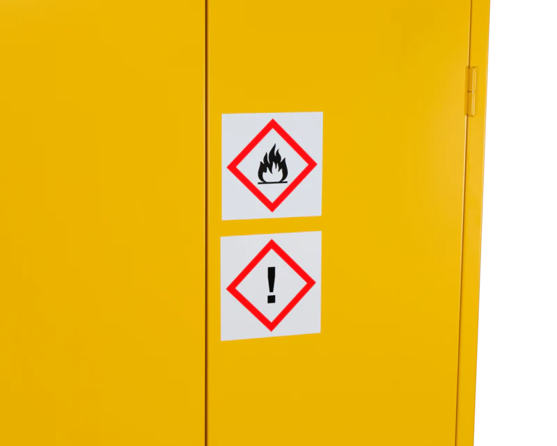 Armorgard Hazardous Floor Cupboard 900x465x900 c/w 1 Shelf