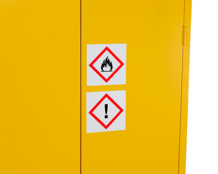 Armorgard Hazardous Floor Cupboard 350x315x700 c/w 1 Shelf