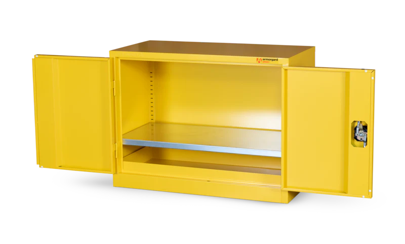 Armorgard Hazardous Floor Cupboard 900x465x700 c/w 1 Shelf