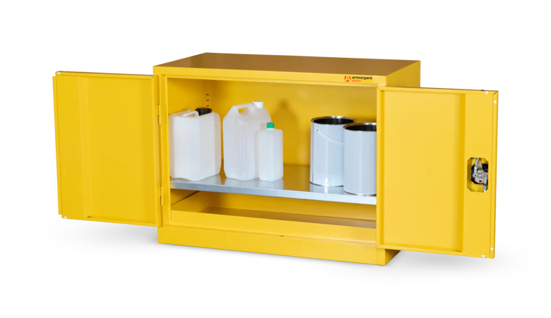 Armorgard Hazardous Floor Cupboard 900x465x700 c/w 1 Shelf