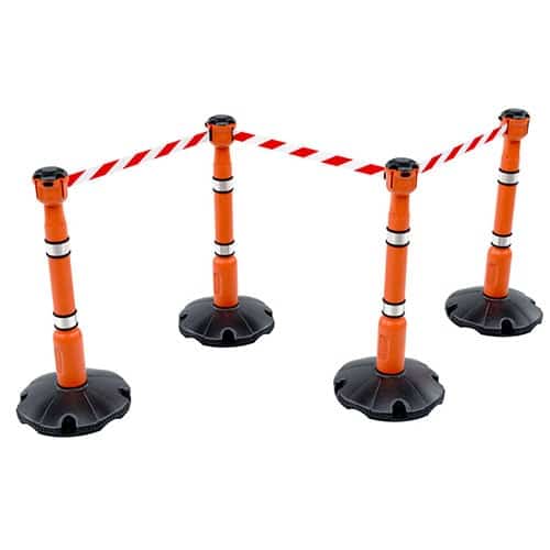 Skipper retractable barrier post and base system